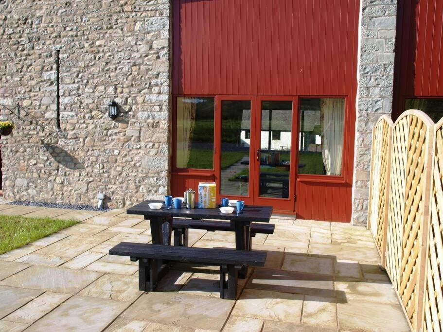 Peregrine Stable Cottage Llandovery Bagian luar foto